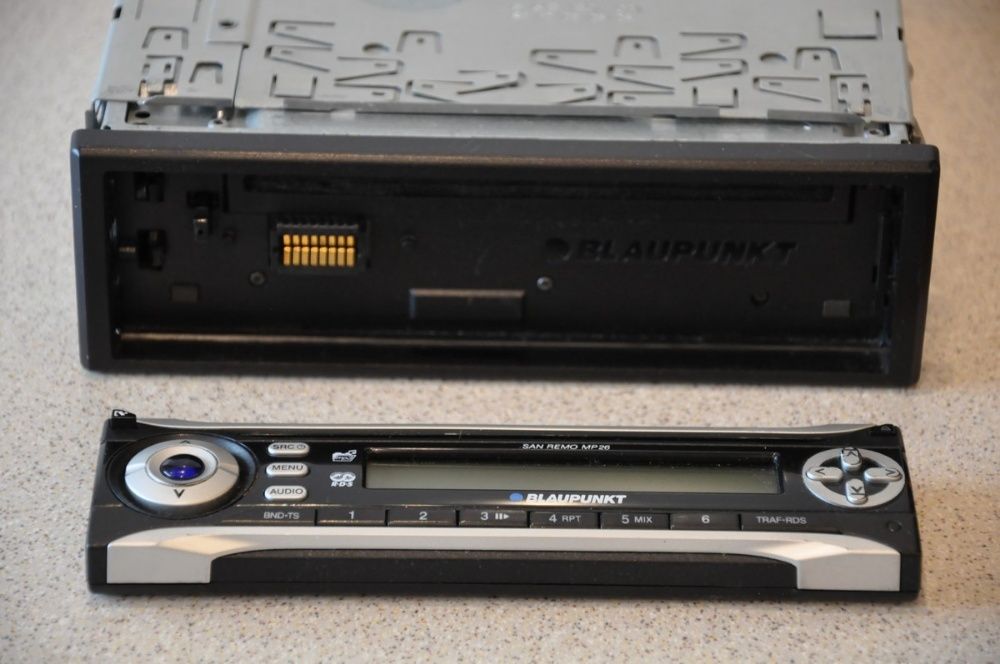 Radio samochodowe Blaupunkt San Remo MP26 RDS FM 30 stacji CD MP3