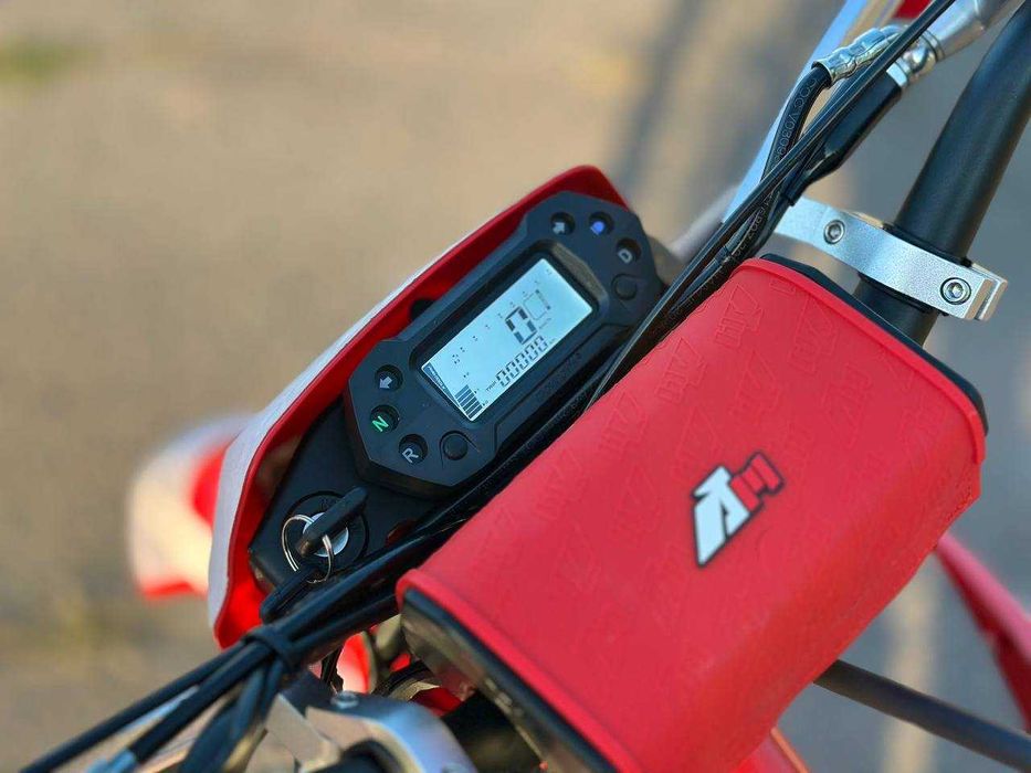 Мотоцикл Apollo Thunder 300 Франція Кредит/Розтрочка під 0