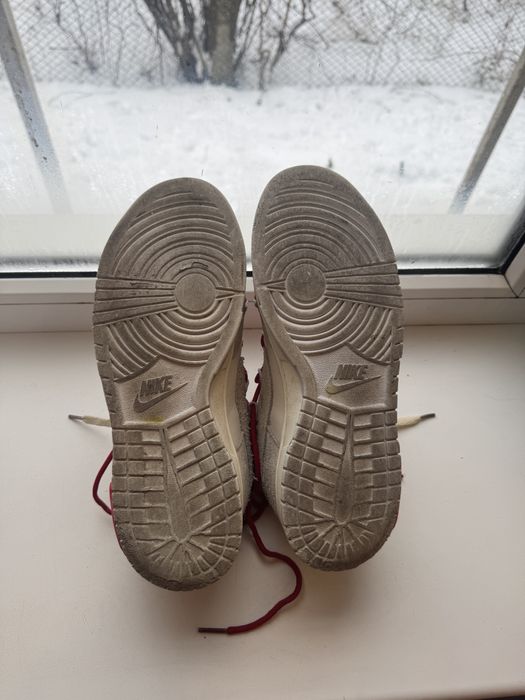 Продам кроссовки Nike Dunk в колаборации с OFF WHITE