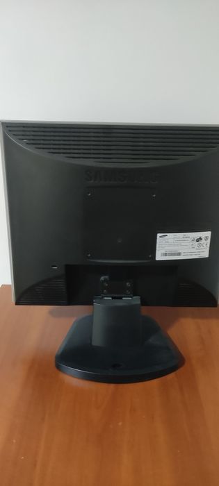 Монітор Samsung 710v 17 дюймов.