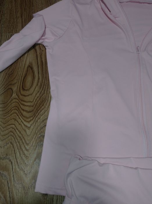 Костюм спортивний кльош