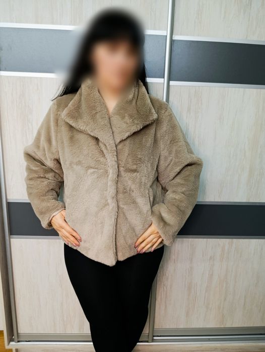 Жіноча еко-шубка / коротка шубка