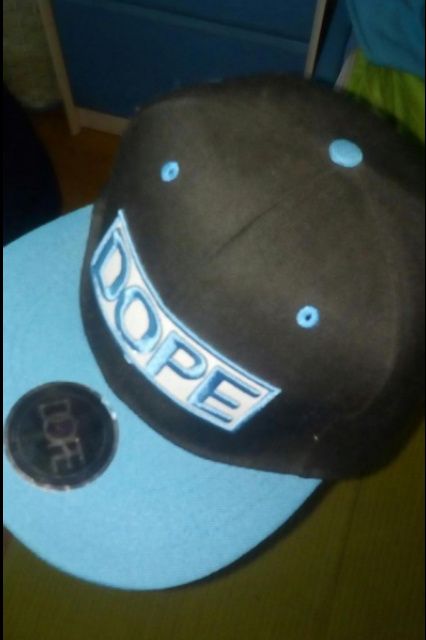Chapeu Bone Cap YMCMB e DOPE
