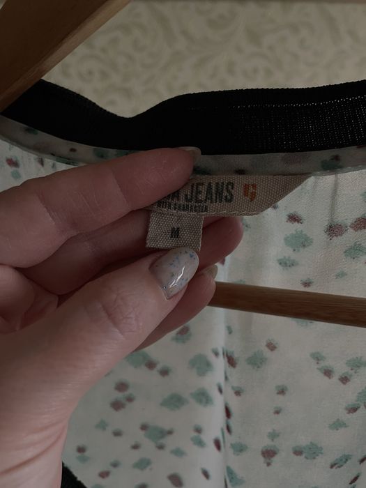 Футболки, топи, кроп топи Garcia Jeans, Jennyfer, Cropp, Disney