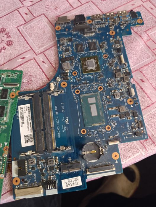 Płyty główne ze starszych laptopów