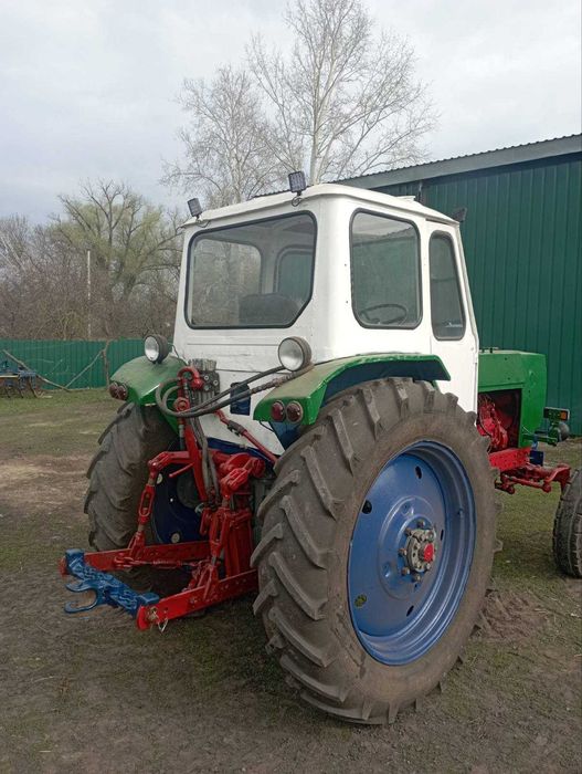 продам трактор  ЮМЗ