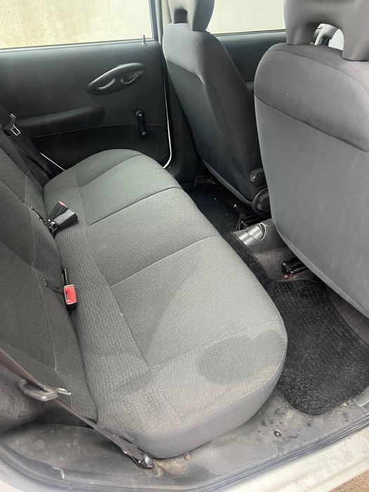 Fiat Punto 2001 (Mk2) - Carro citadino económico e fiável