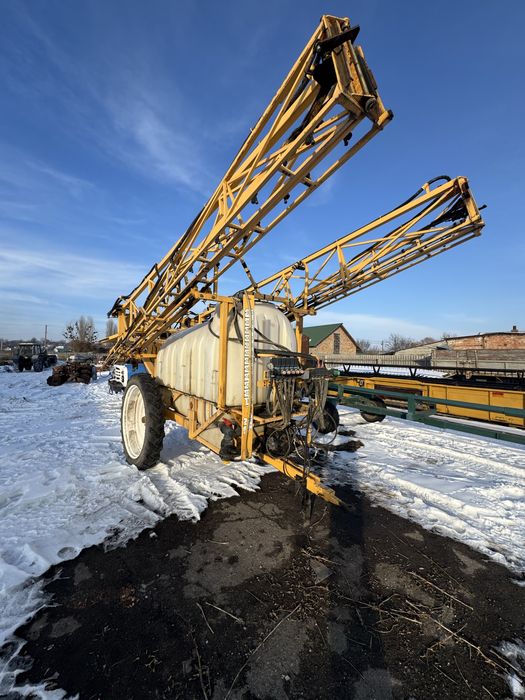 Оприскувач богуслав 3000 лтитан 24 м браво 180