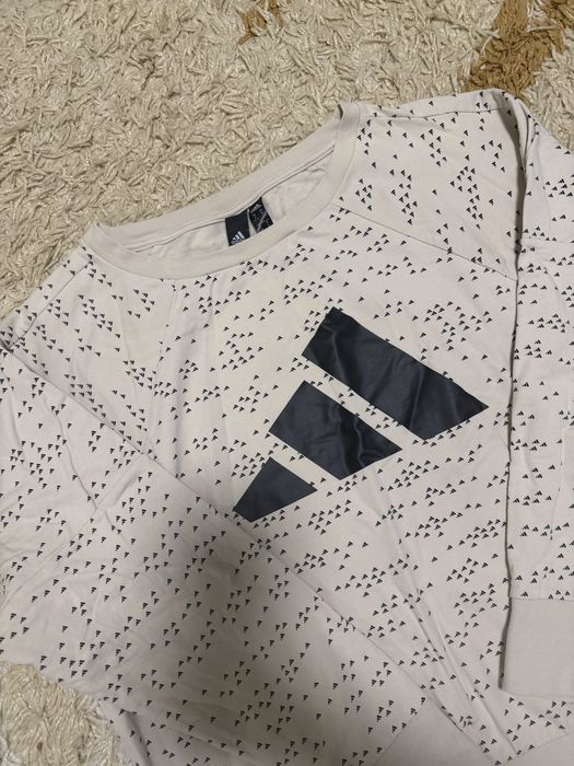 Продам кофту Adidas