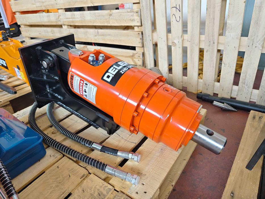 Perfuradora Hidráulica p/Escavadoras 3-6 Ton ZHD-305 - Motor 305cc