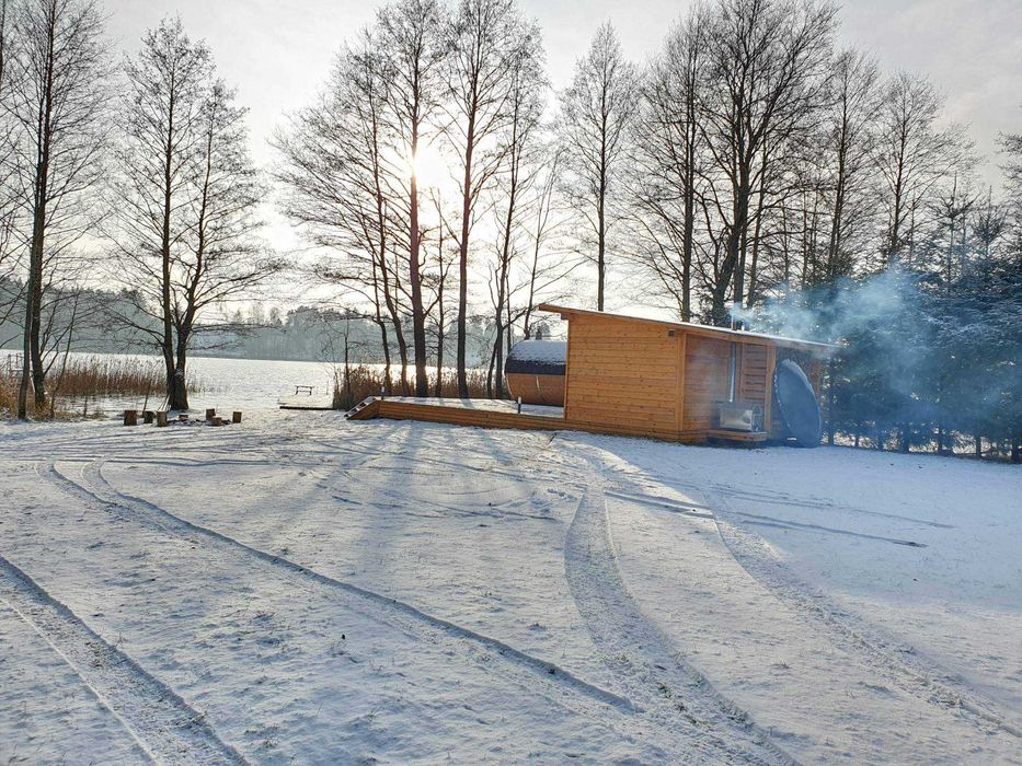 Domek nad jeziorem w Gibach z balią i sauną