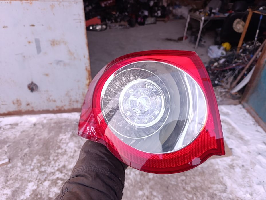 Фонарь задний левый Volkswagen Passat B6 Универсал. Оригинал