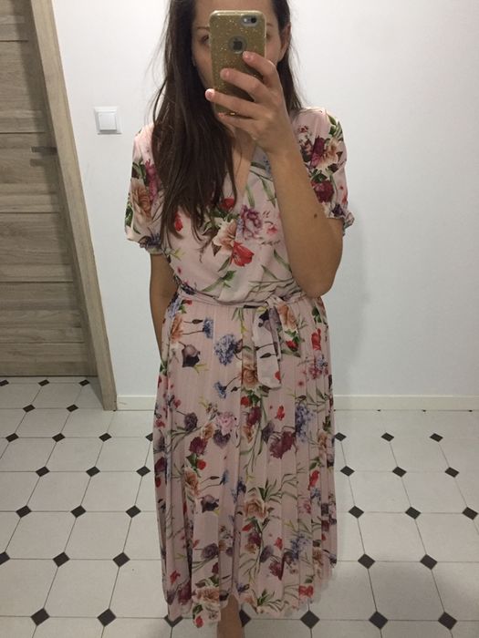 Sukienka w kwiaty S/M