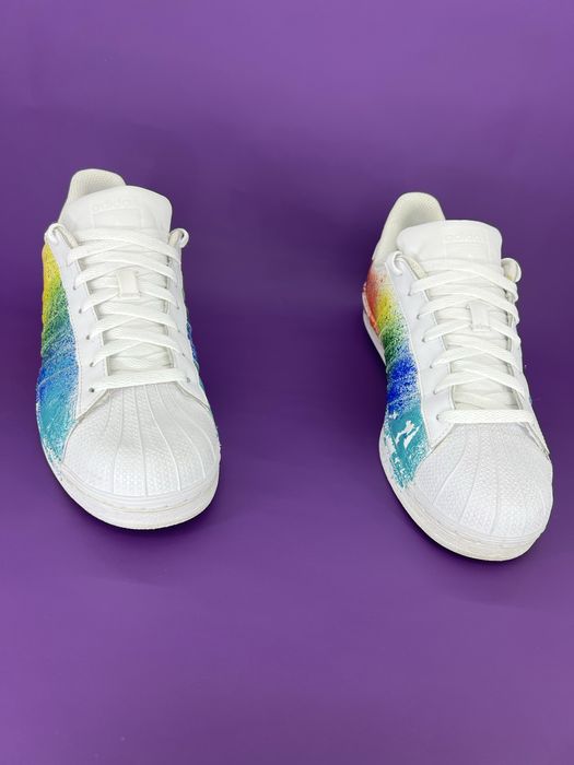 Кросівки 42,5р. Adidas Superstar "Pride Pack