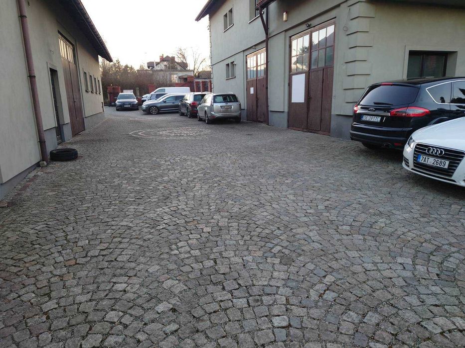 Magazyn warsztat garaż Wapienica hala