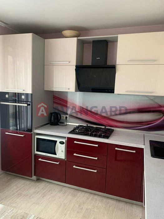 Продаж 3-х кімнаиної квартири 1-й Південний.