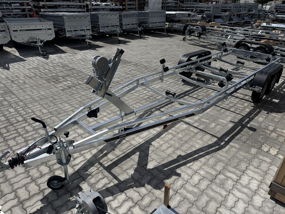 Atrelado MARTZ YACHT 2500/2  Novo /Garantia