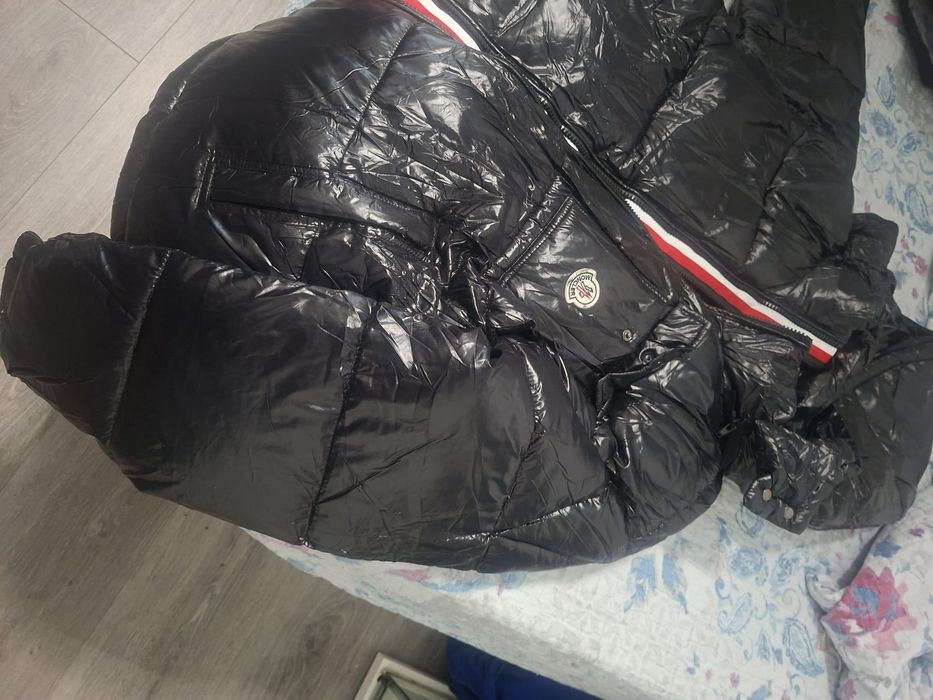 casaco moncler novo