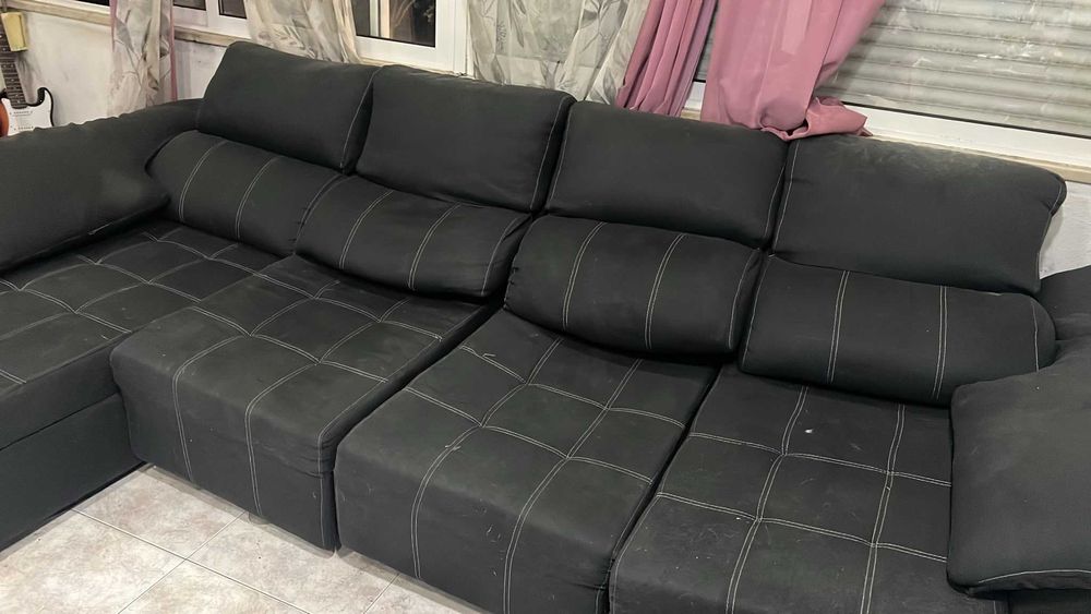 Sofá cama com chaise long