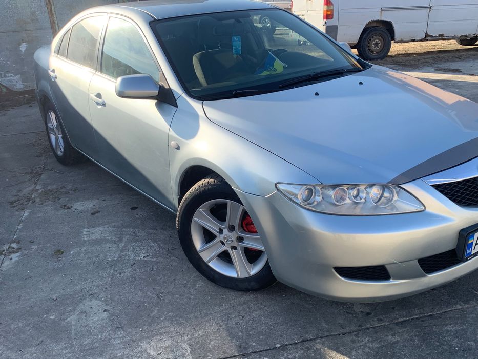 Автомобіль Mazda 6