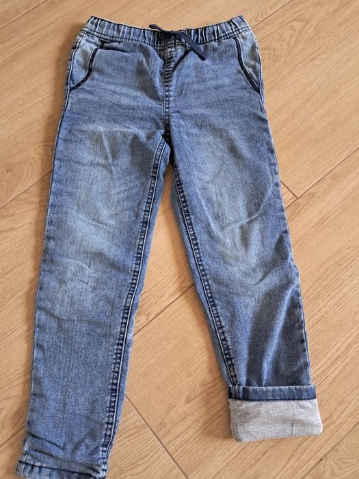 Віддам  одяг на хлопчика