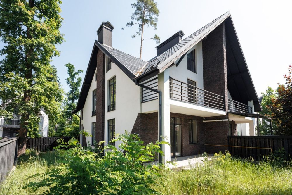 Продаж дуплекс 180м2. Початковий ремонт. КМ.ЦЕНТРАЛЬНІ комунікаціі.