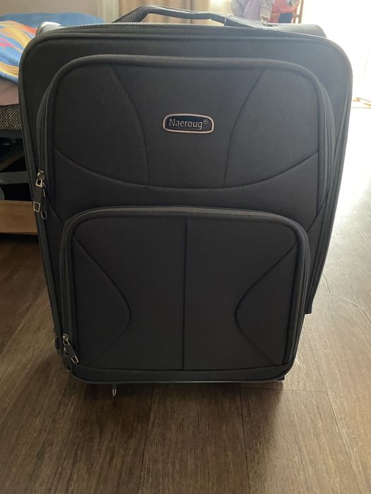 продам чемодан