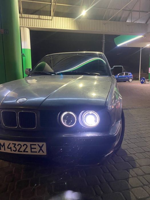 Продам BMW e34 520i