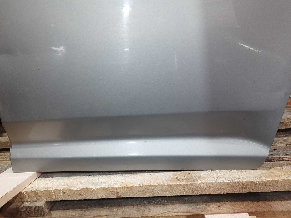 Задня ліва дверка двері дверь Тойота Авенсіс т27 універсал