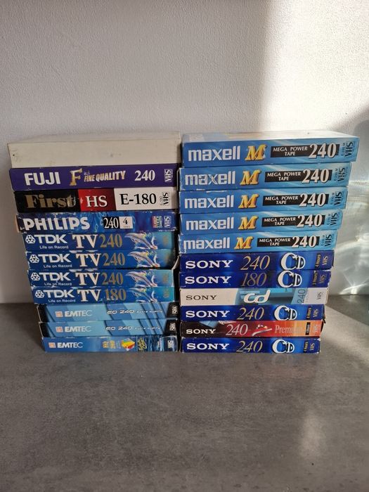 Zestaw 22 kaset VHS