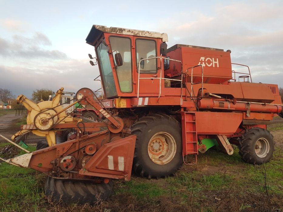 Комбайн ДОН 1500А