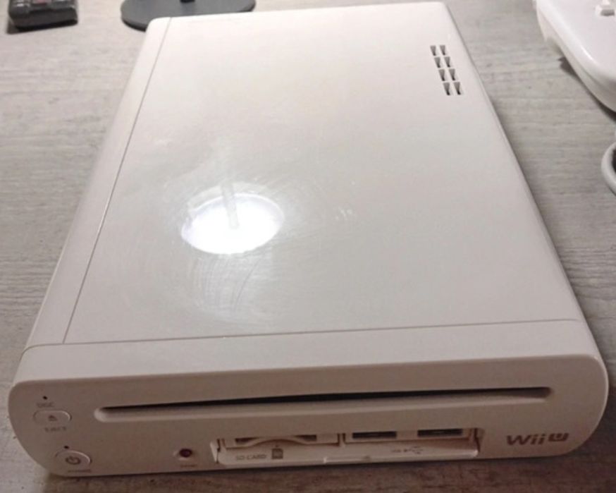 Nintendo Wii U Branca 8GB + jogo Nintendo Land