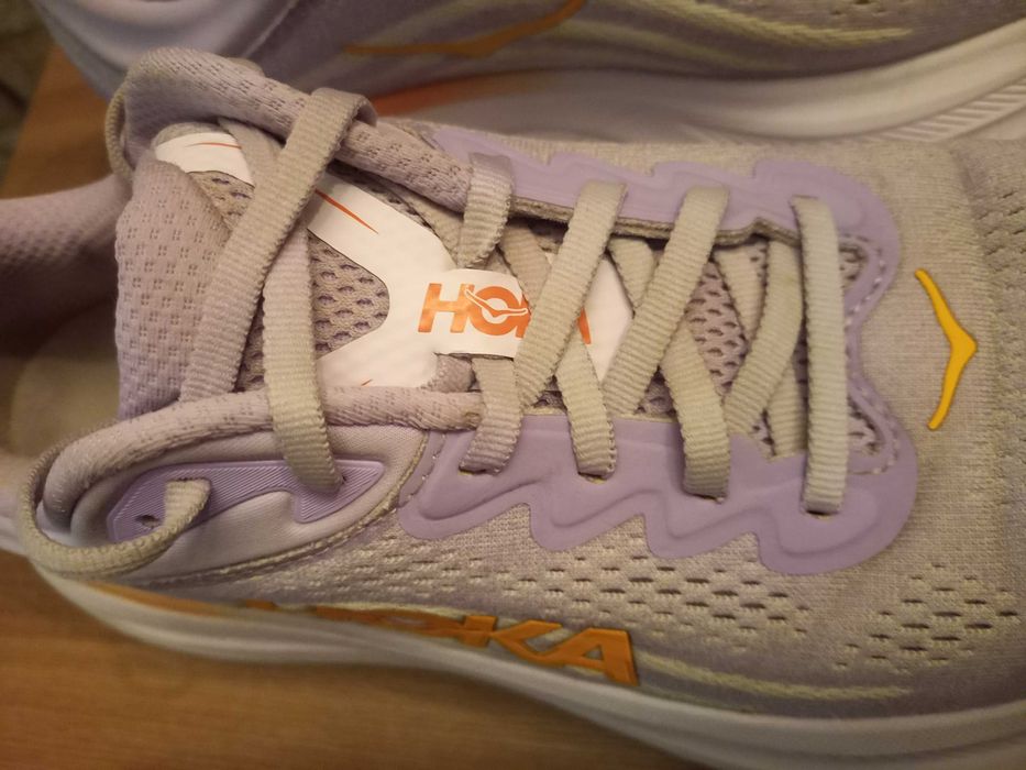 Кроссовки HOKA BONDI 9 размер 41-42  26,5 стелька унисекс.