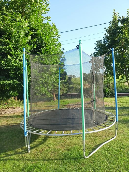 Trampolina ogrodowa