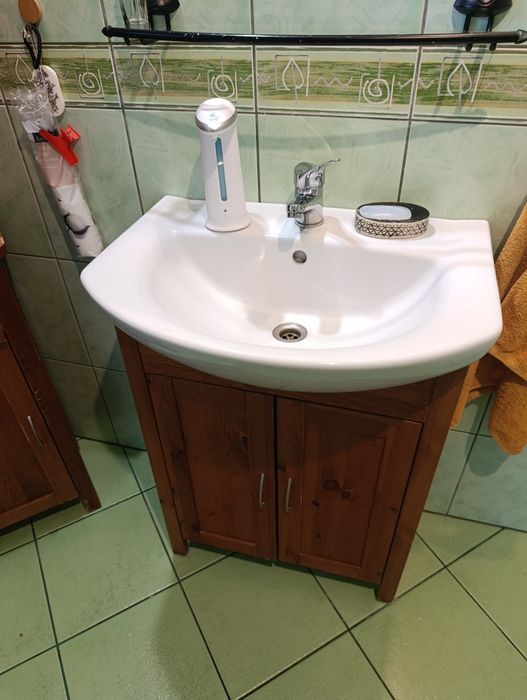 Zestaw łazienkowy z umywalką