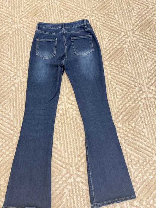 Джинси. Сині. S-M. Кльош