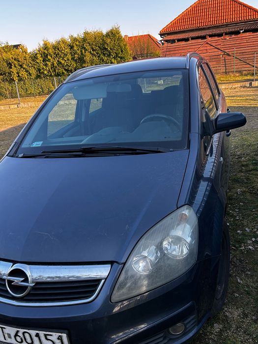 Opel Zafira 2007 benzyna