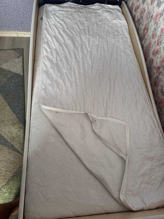 Продаю Дитячу  (хлопчик) кроватку 175/80