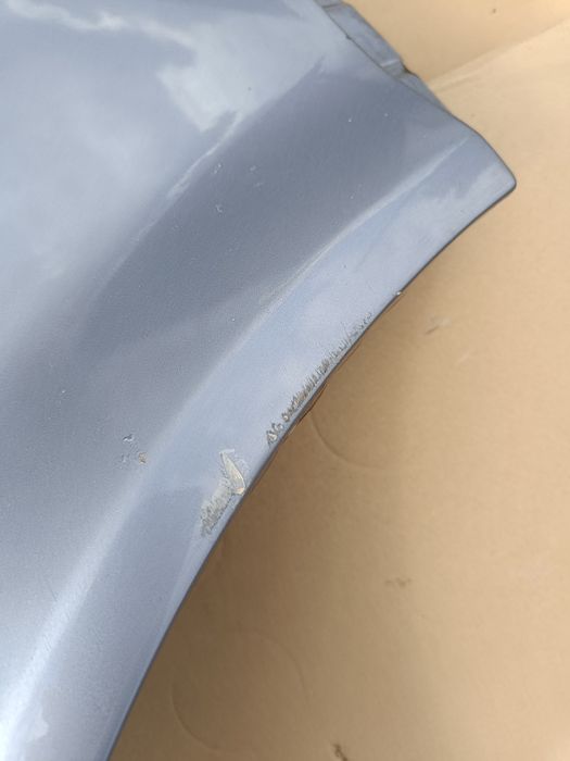 Błotnik prawy przedni Audi A4 B6 LY7H