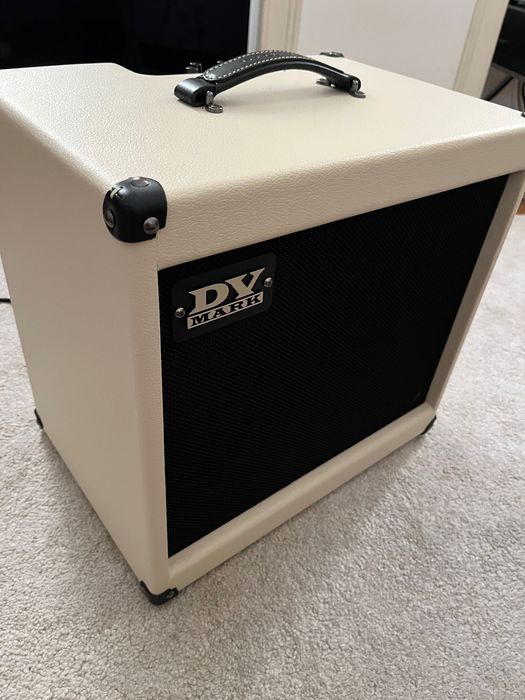 Amplificador Guitarra DV MARK Jazz 12