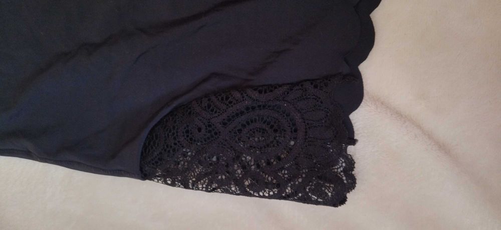 Spodenki szorty z koronką elastyczne lato