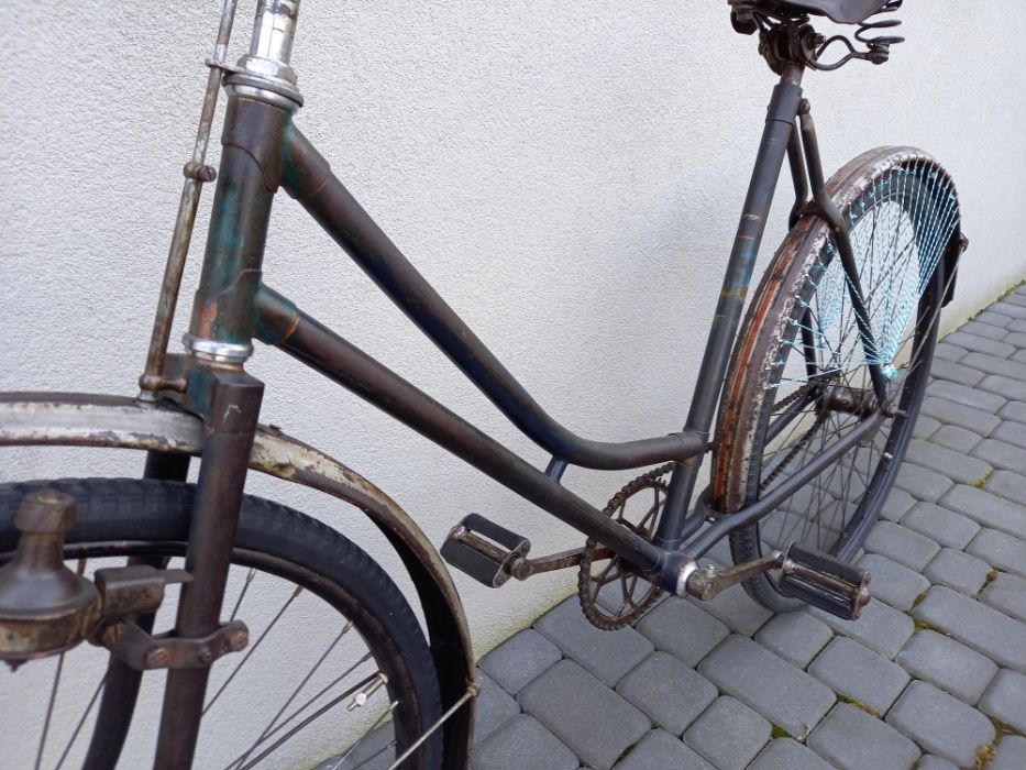 Zabytkowy rower WIKOV