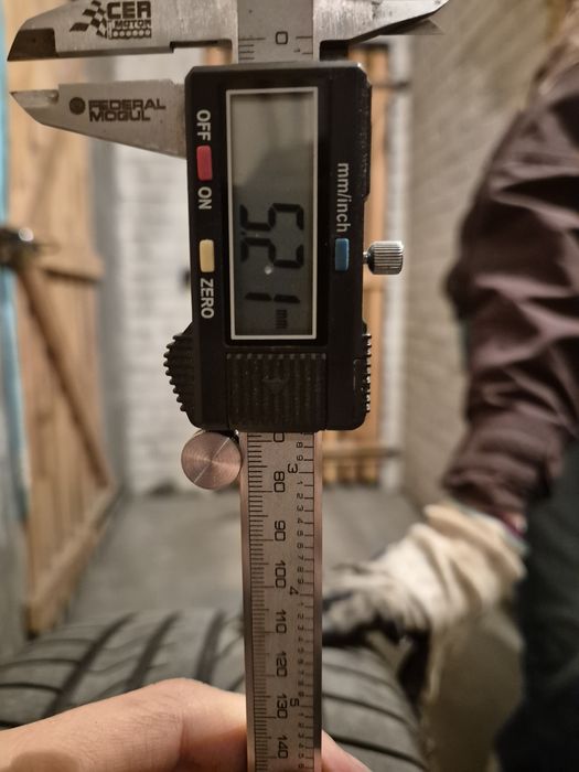 Bridgestone Dueler Sport HP - ponad 5 mm bieżnika