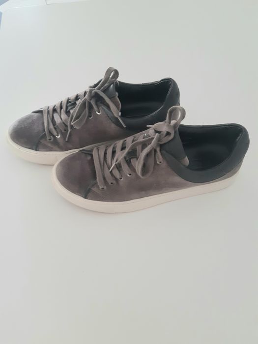 Ténis Massimo Dutti.