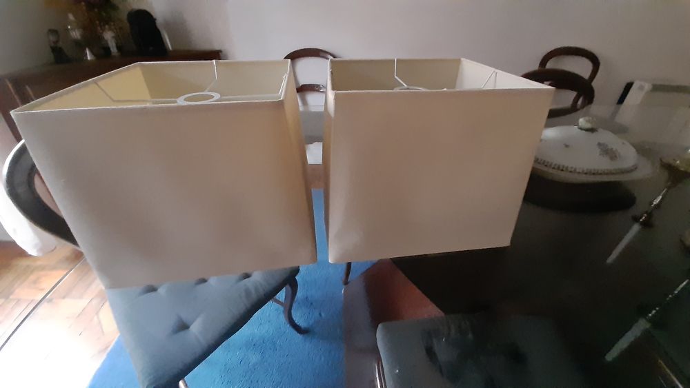 2 abatjours quadrados de teto beijes