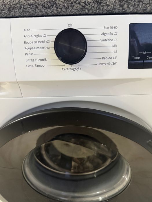 Máquina Hisense 8Kg