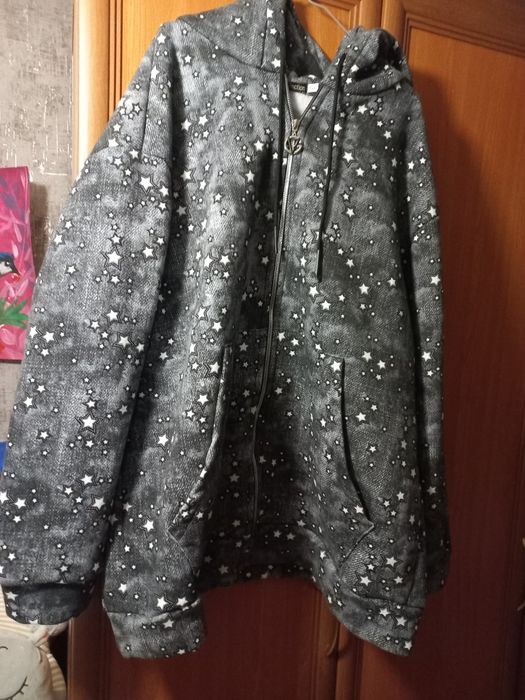 Продам женскую кофту худи