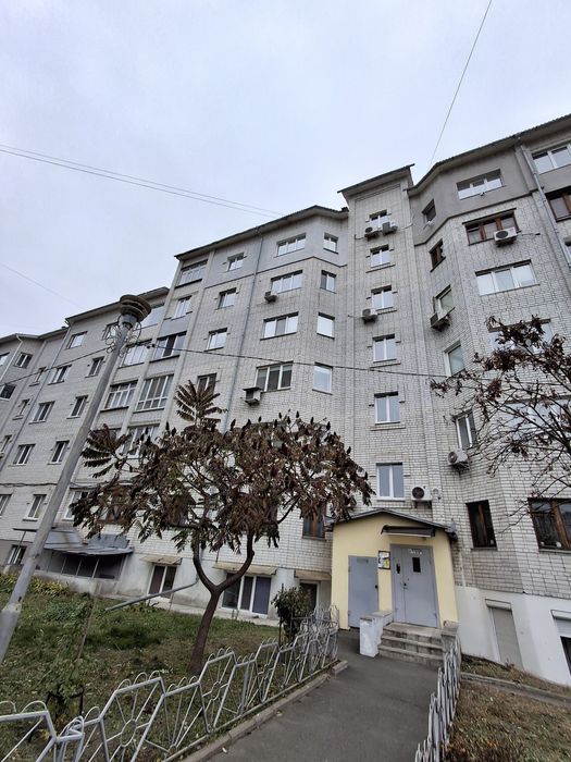 ЦЕНТР (Прогресс ) 90м2 Продам 3 ком