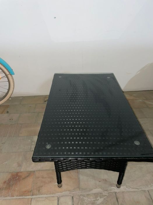 Conjunto de 2 cadeiras e mesa de exterior