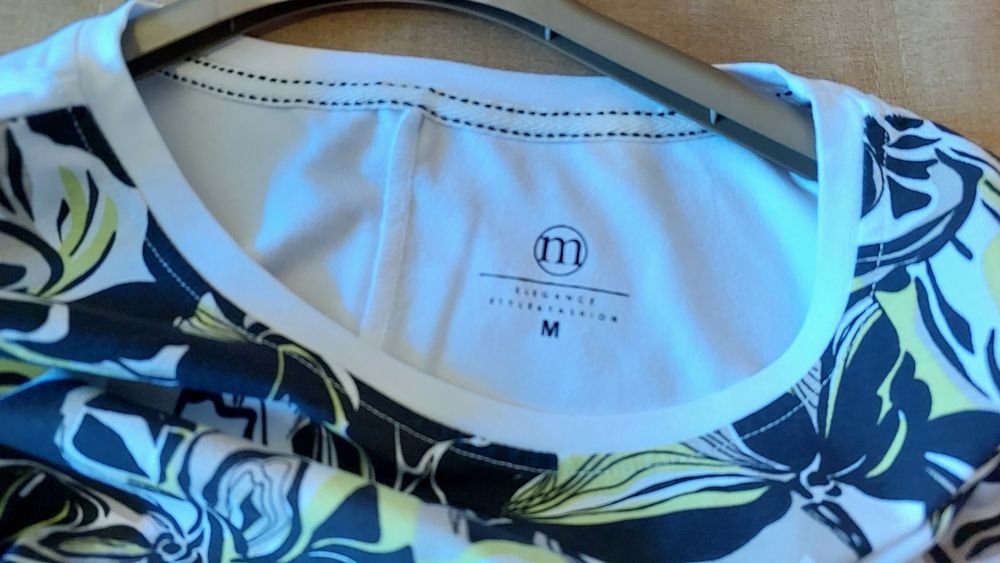 Нова жіноча туніка